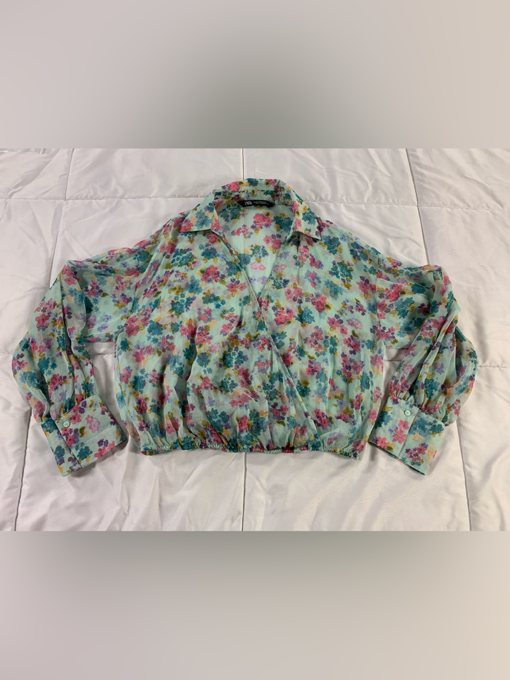 Pre loved ZARA sweater womens size XS